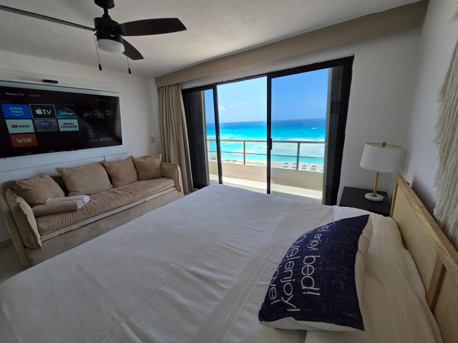 Perfect Vacation Getaway,Ocean View,Wifi, Beach Cancun Exterior photo